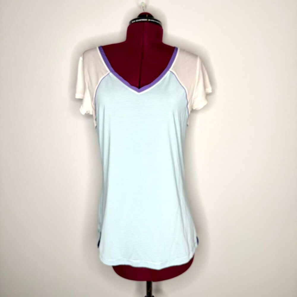 Lululemon Mod Moves Short Sleeve Blue White Silverescent V-Neck T-shirt Womens